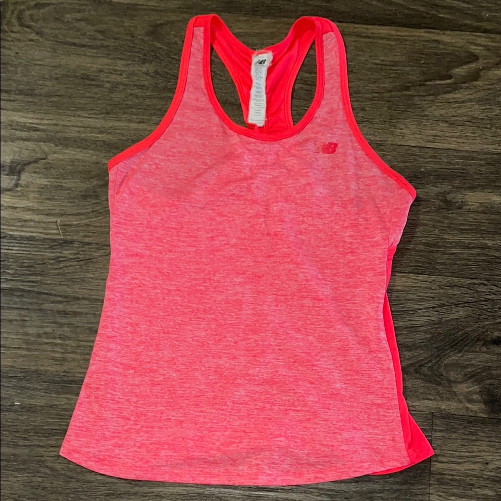New Balance Women's sporty Pink sleeveless Racerback Tank Top Size XS